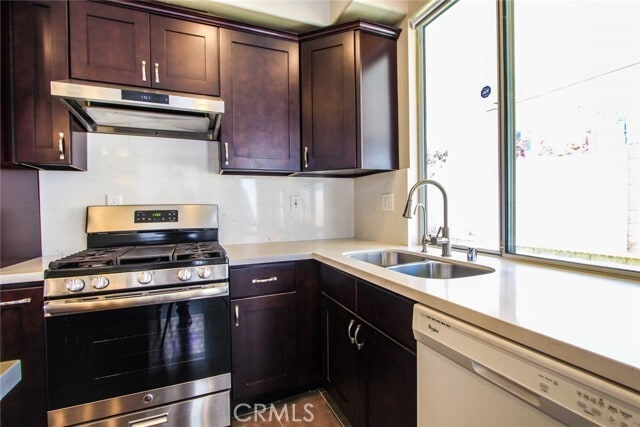 Building Photo - 655 Roscoe St