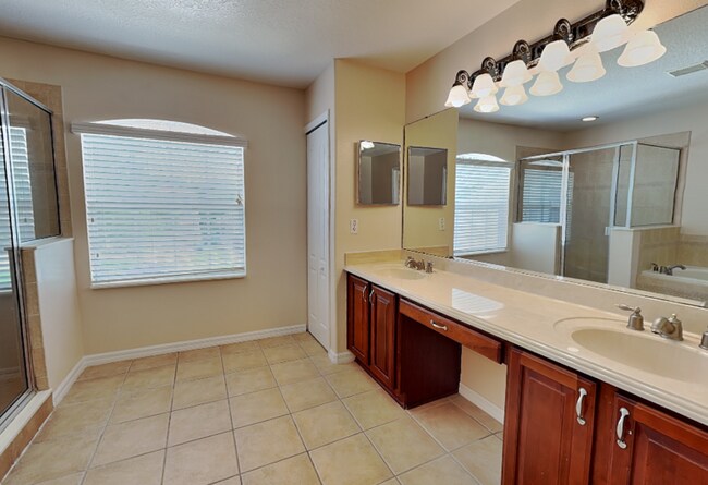 Building Photo - 14614 Cableshire Way