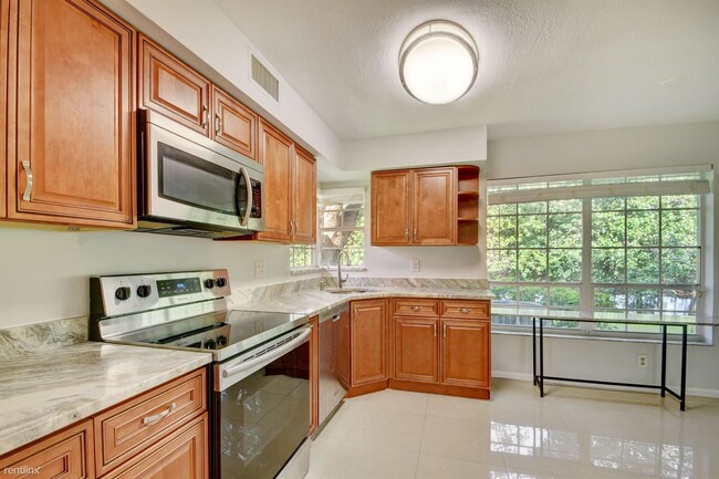 Building Photo - 3 br, 2 bath Condo - 17266 Boca Club Blvd ...