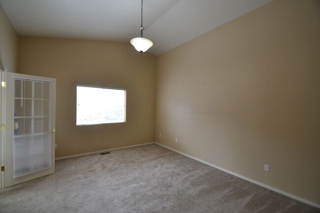 Building Photo - 3885 Cherry Plum Dr