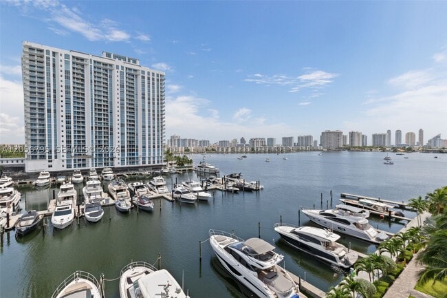 Building Photo - 17111 Biscayne Blvd