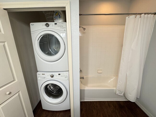 Building Photo - Exceptional Townhome in West Lucaya Village — Minutes from Walt Disney World