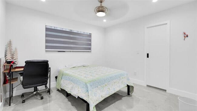 Building Photo - 6290 W 16th Ave