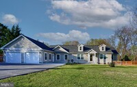 Building Photo - 12330 Scaggsville Rd