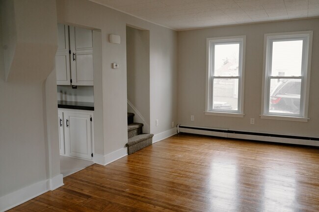 Building Photo - 354 Terrace Blvd