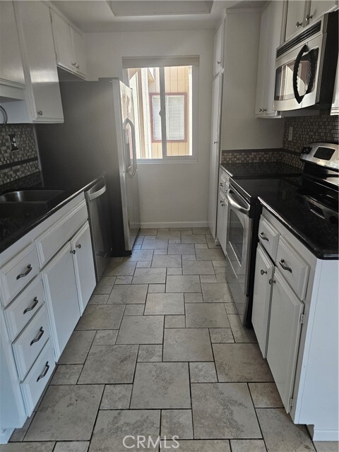 Building Photo - 6556 College Grove Dr