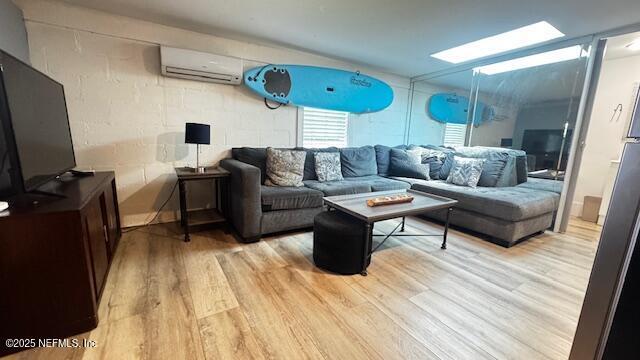 Building Photo - 420 9th Ave S