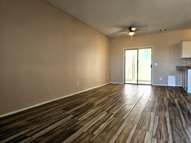 Building Photo - 2300 E Magma Rd