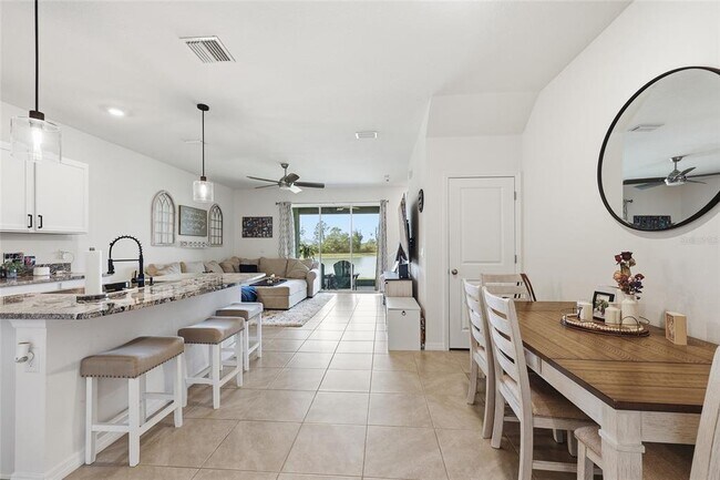 Building Photo - 32992 Major Oak Dr