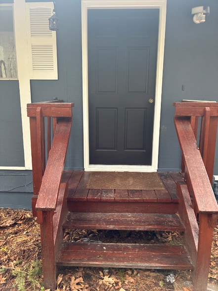 Building Photo - 21225 NE 12th St