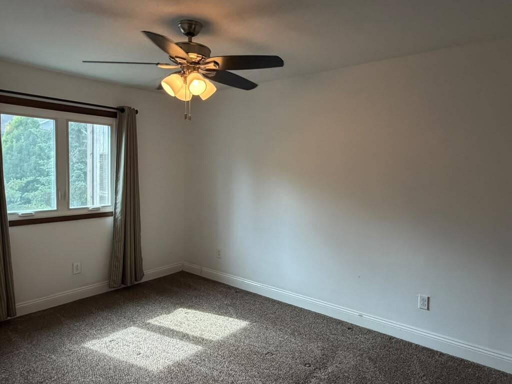 Building Photo - 5713 Tibaron Ln