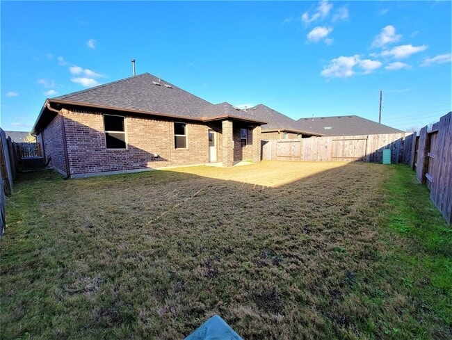 Building Photo - 218 Verde Lake Way