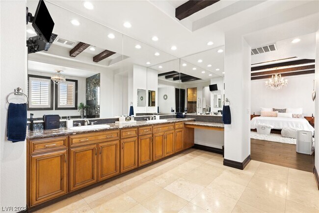 Building Photo - 4079 Villa Rafael Dr