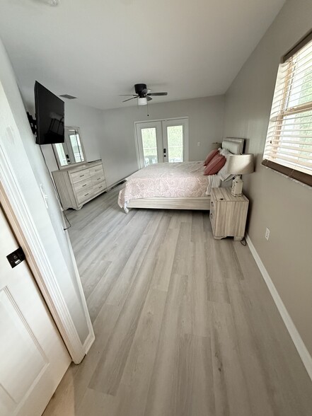 Building Photo - 4156 Molokai Dr