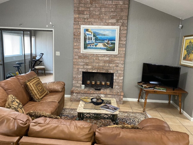 Building Photo - 6614 Long Meadow Dr