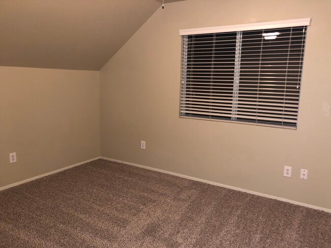 Building Photo - 2789 Revere Ln