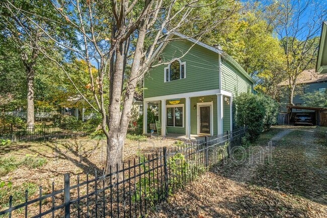 Building Photo - 388 Oakland Ave SE