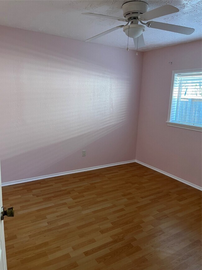 Building Photo - 24022 Tayloe House Ln