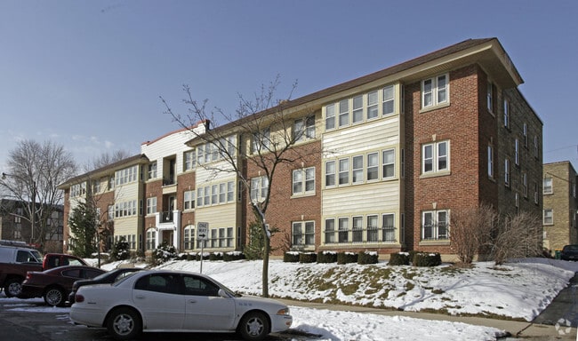 Building Photo - 2615 N Cramer St