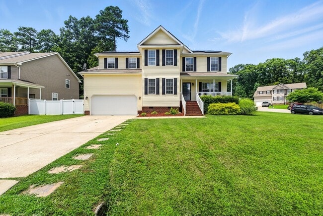 Building Photo - 5900 Montpelier Dr