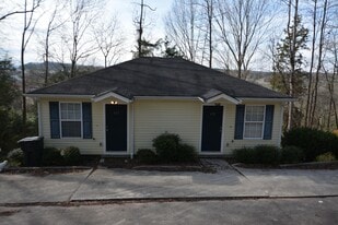 Building Photo - 689 Highland Dr SW