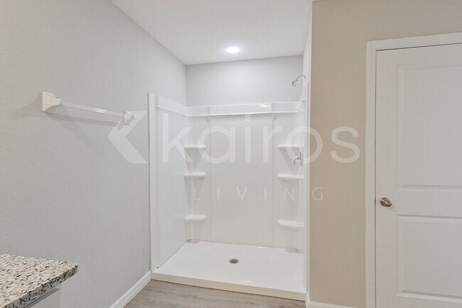 Building Photo - 4451 SW 85 Ln