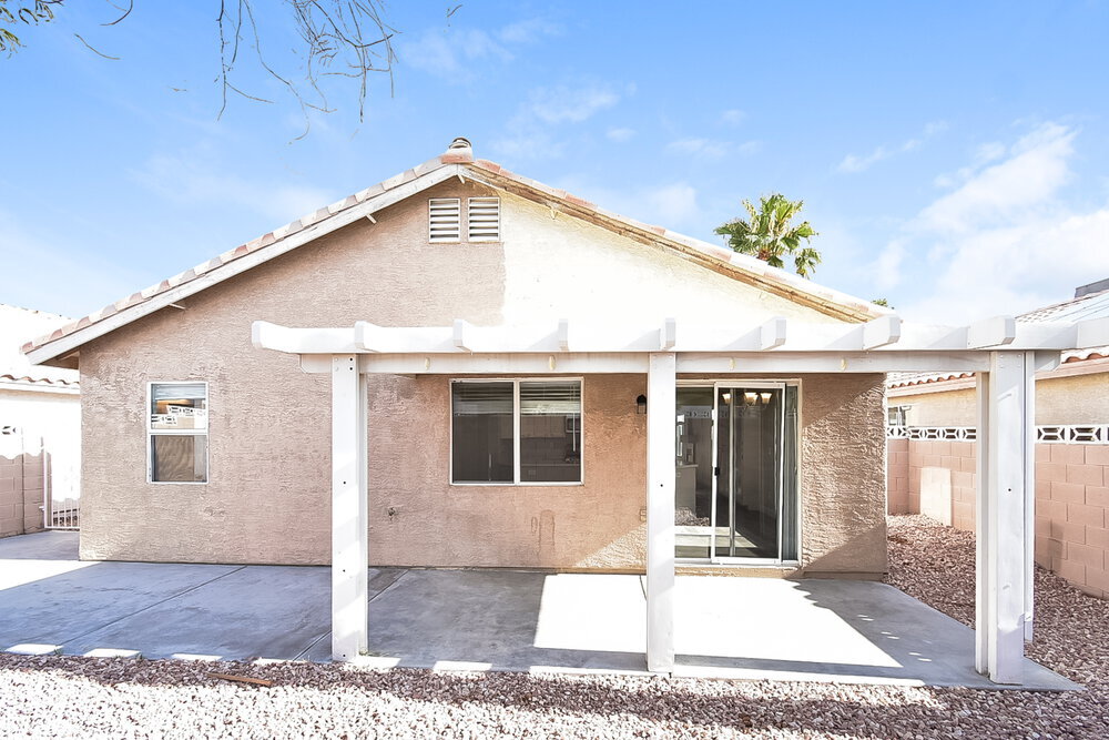 Building Photo - 7017 Desert Clover Ct