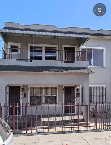 Building Photo - 250 1/2 W 49th St