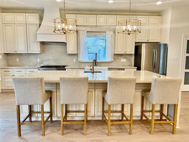 Primary Photo - 3834 Linklea Dr