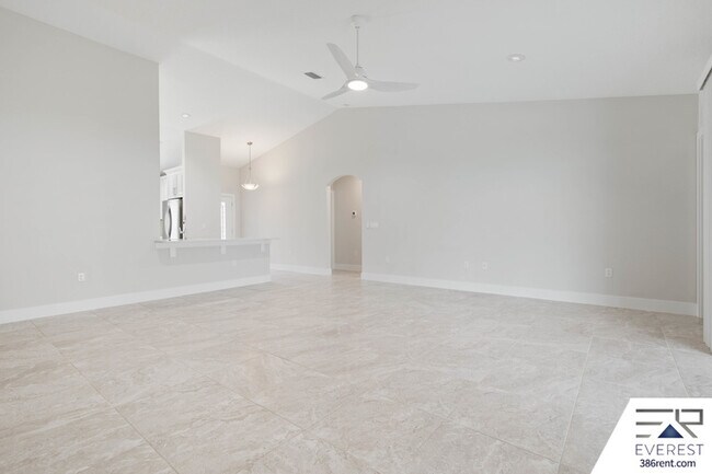 Building Photo - 22 Woodlyn Ln