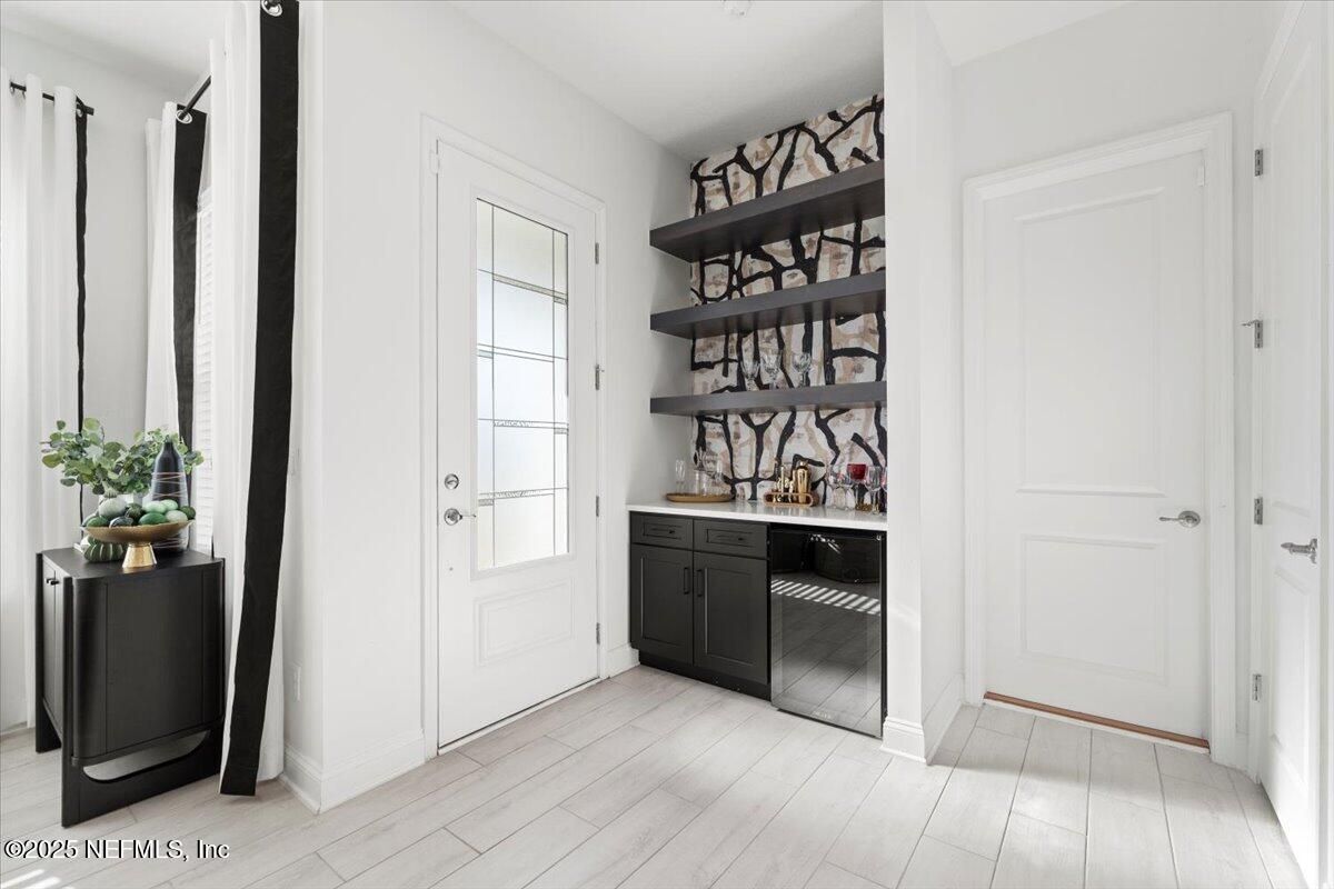 Building Photo - 492 Rum Runner Wy