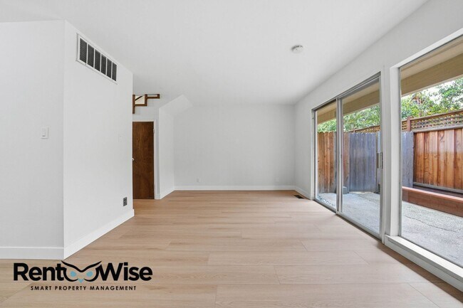 Building Photo - 569 Addison Ave