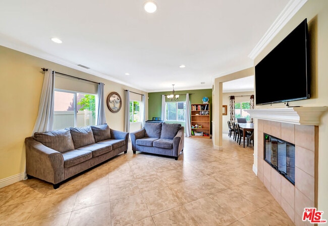 Building Photo - 27060 Mountain Willow Ln