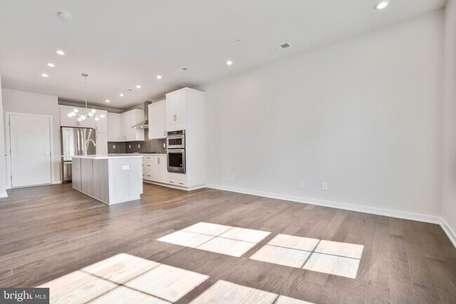 Building Photo - 7512 Sawyer Farm Wy