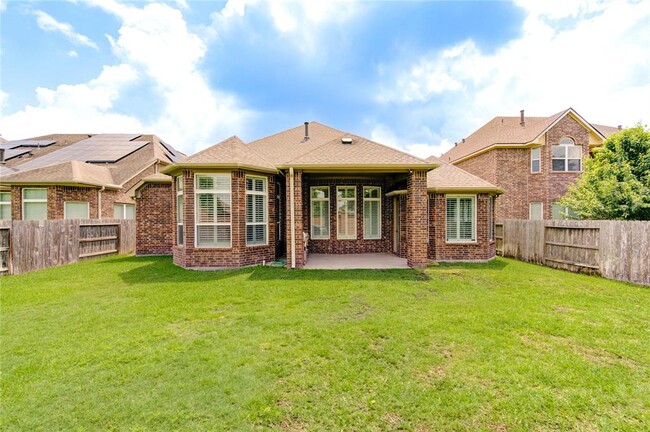 Building Photo - 25642 Luna Vista Dr