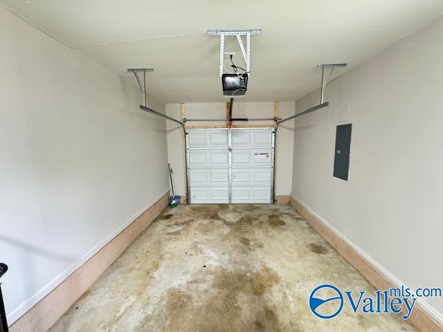 Building Photo - 4604 Rochell Dr NW