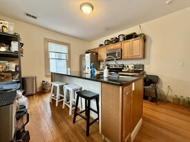 Building Photo - 60 Wood Ave
