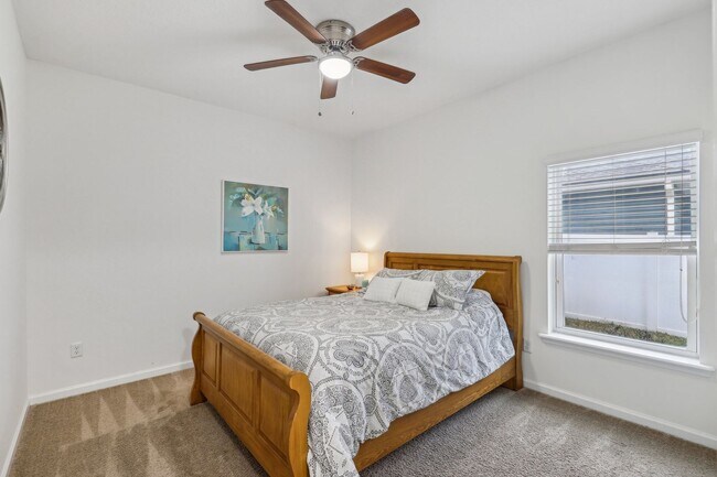 Building Photo - YOUR DREAM RENTAL HOME AWAITS!
