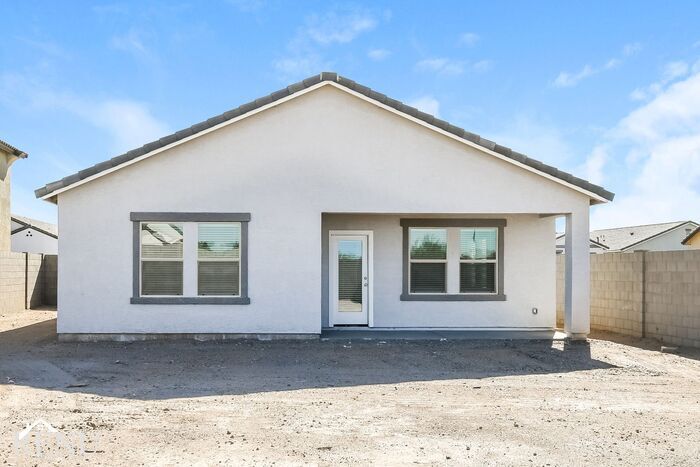 Building Photo - 35578 W San Capistrano Ave