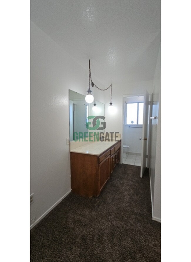 Building Photo - 3509-3511 Dragoo Park Dr.
