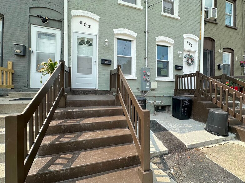 Building Photo - 403 Liberty St