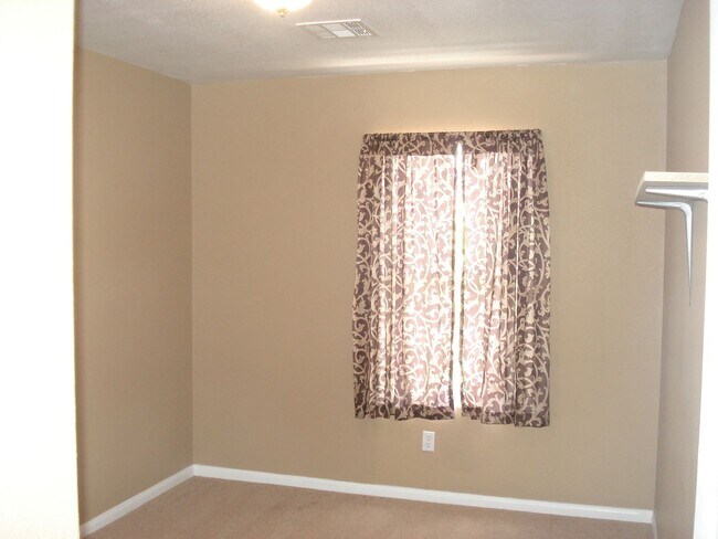 Building Photo - 3734 Solandra St