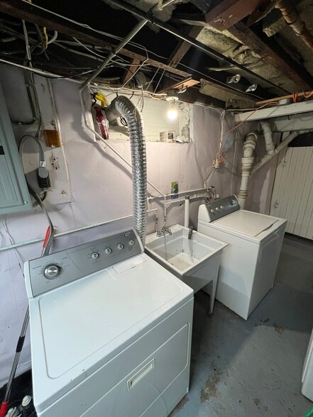 Laundry in Basement - 2618 McCord St
