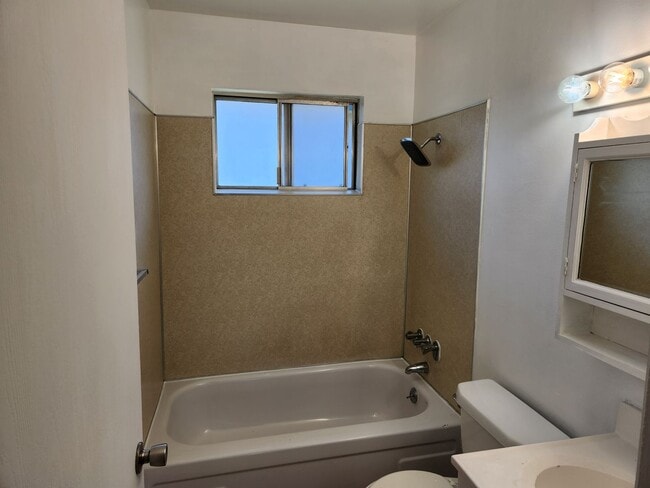 Building Photo - 225 Harding Blvd