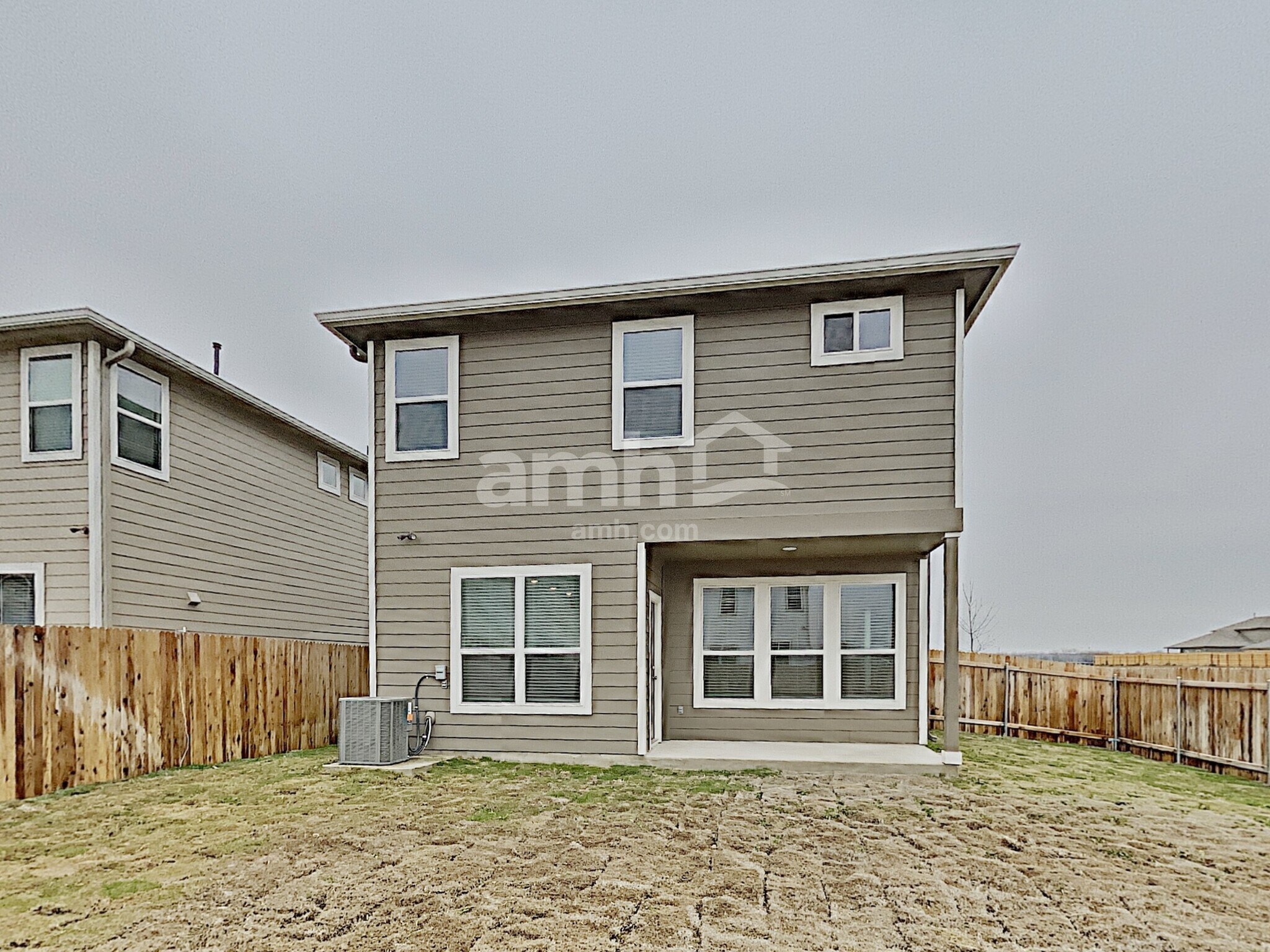 Building Photo - 2740 Spencebrook