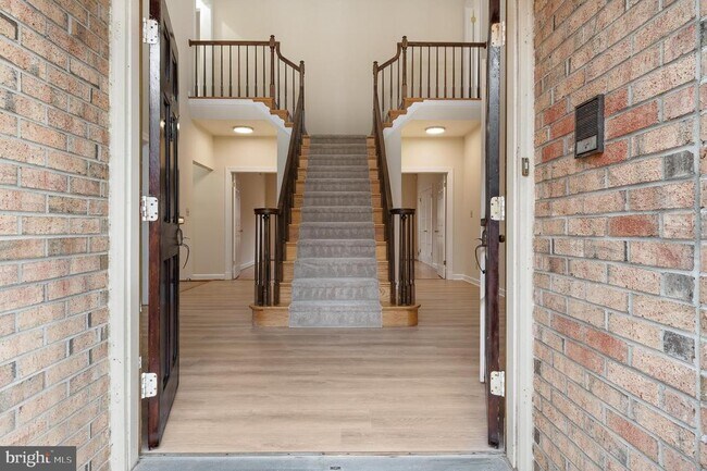 Building Photo - 13620 Canal Vista Ct