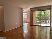 Building Photo - 3356 Woodburn Rd
