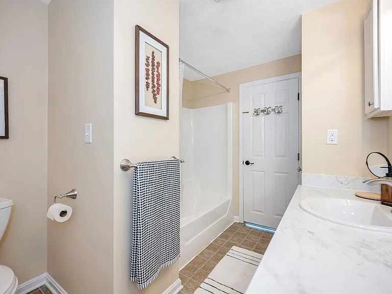 Building Photo - 31 Patrick Rd