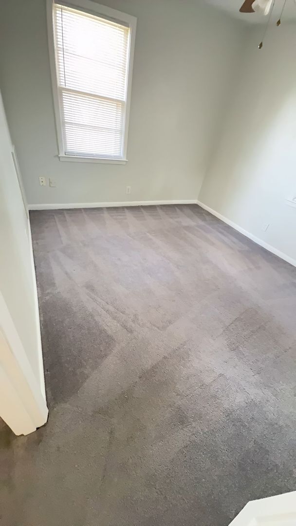 Building Photo - 2BR Duplex with Washer/Dryer + Fresh Updates + Lawn care included