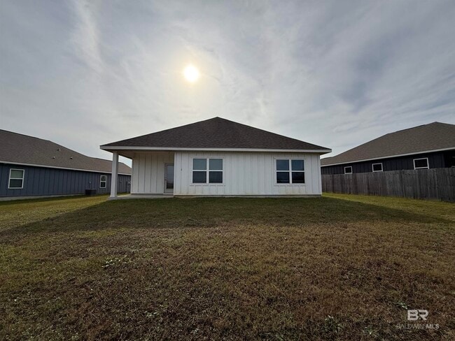 Building Photo - 13156 Shoshoney Cir